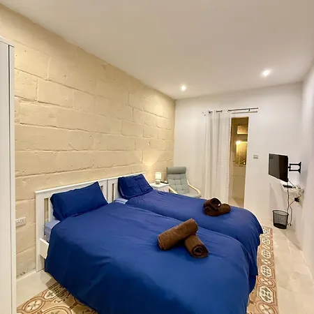 Traditional House In - Tal-kajjik Near Valletta Ferry Service Cospicua