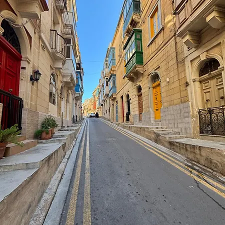 Traditional House In - Tal-kajjik Near Valletta Ferry Service * Cospicua