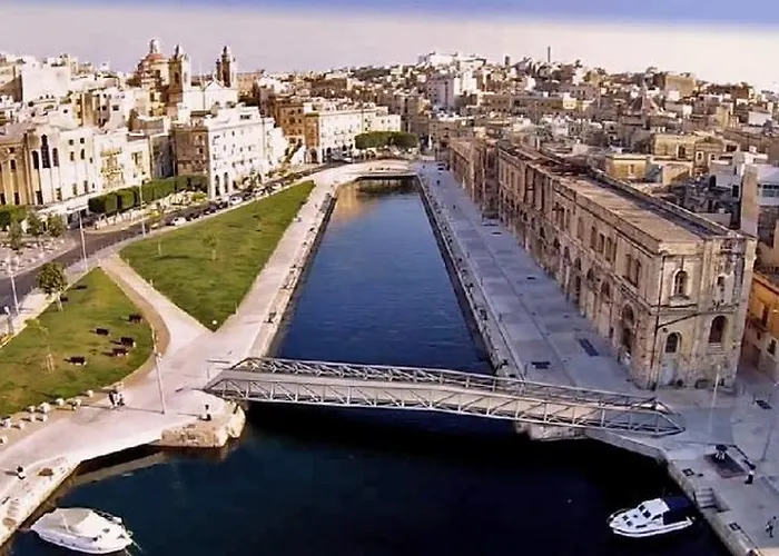 Traditional House In - Tal-kajjik Near Valletta Ferry Service Dom wakacyjny *