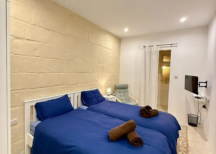 Traditional House In - Tal-kajjik Near Valletta Ferry Service Cospicua